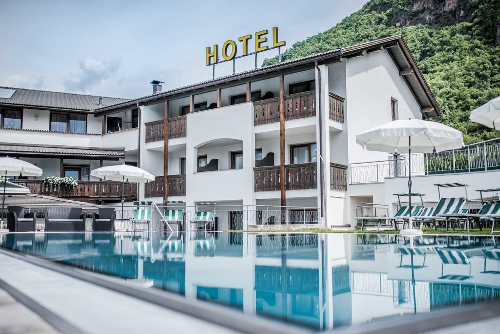 Hotel Foerstlerhof Postal / Burgstall Exterior photo